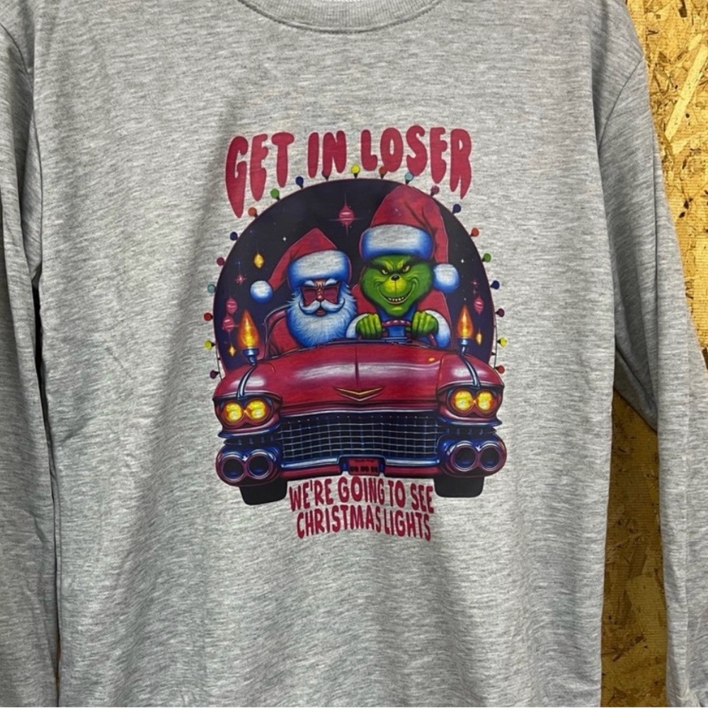 Gray Christmas‎ Graphic Sweatshirt. NWOT